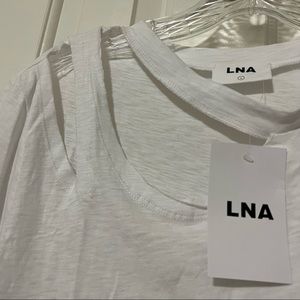 ⚫️ NWT Large LNA White Tee ⚫️
